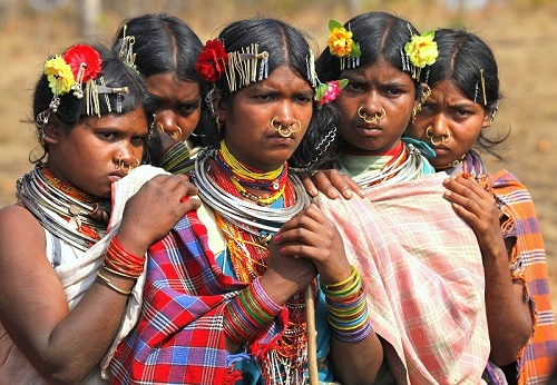 रायपुर कर्चुलियान विकासखण्ड की जनजातीय महिलाओं की सामाजिक एवं सांस्कृतिक क्षेत्रों का अध्ययन