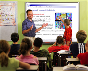 USE OF POWERPOINT PRESENTATION THROUGH CLASSROOM  SEMINAR: A FUNCTIONAL APPROACH