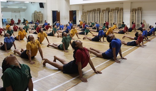 EFFECT OF ASANAS ON FLEXIBILITY OF RESIDENTIAL SCHOOL STUDENTS