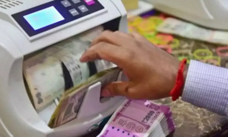 STUDY OF INVESTMENT IN BANKING SECTOR IN INDIA