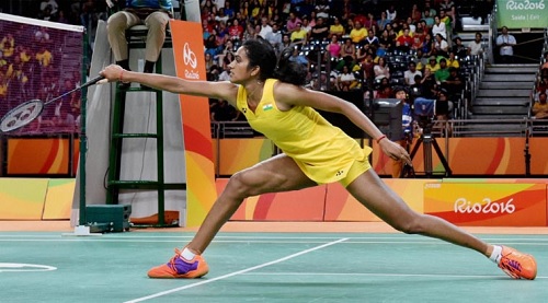 A COMPARATIVE STUDY ON THE PHYSICAL FITNESS OF  BADMINTON AND TENNIS PLAYERS