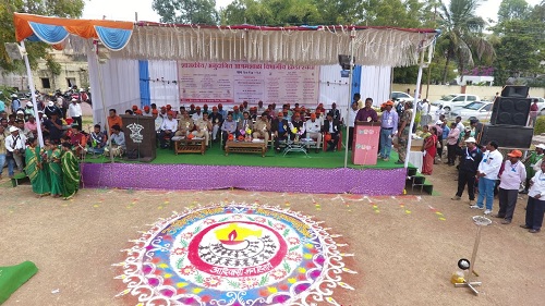 एकात्मिक आदिवासी विकास प्रकल्पा अंतर्गत अनुसूचित जमाती करिता राबविण्यात येणा-या सामाजिक व सामुहिक योजनाचा अभ्यास
