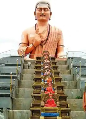 BASAVA AND THE EMERGENCE OF LINGAYAT IDENTITY