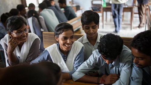 TEACHING EFFECTIVENESS AND PROFESSIONAL ATTITUDE OF DEGREE COLLEGE TEACHERS OF DEGREE COLLEGES OF KARNATAKA