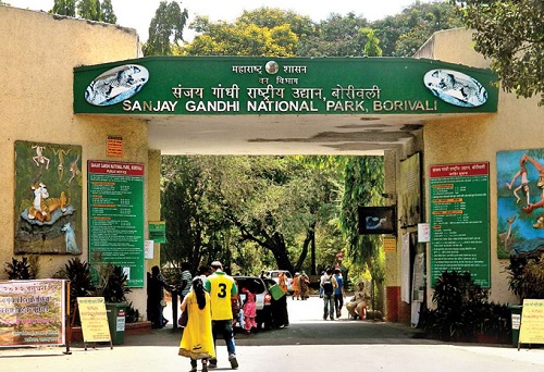 EFFECTS OF DEVELOPMENT ACTIVITIES IN SANJAY GANDHI NATIONAL  PARK, MUMBAI ON VIHAR LAKE BODY AND BHANDUP HILLS, MUMBAI