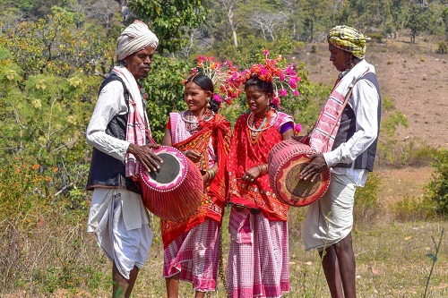 बैगा जनजातियों के विकास में खेल व संचार की भूमिका का अध्ययन 