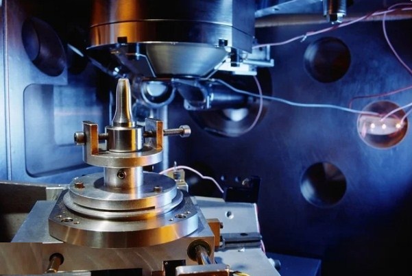 APPLICATION OF SCANNING ELECTRON MICROSCOPY: A REVIEW