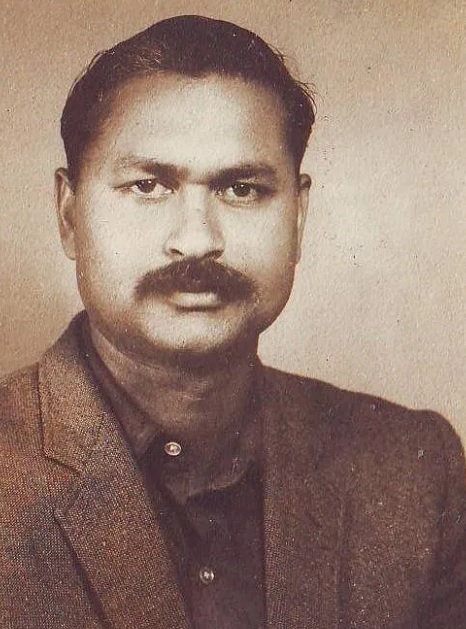 ‘धूमिल’ की कविता में पूंजीवादी सभ्यता एवं वर्ग विभाजित समाज का अध्ययन