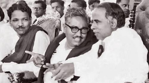 FIRST REVOLT IN D.M.K AND EXIT OF E.V.K. SAMPATH-A STRUGLLE FOR LEADERSHIP IN TAMIL NADU POLITICS