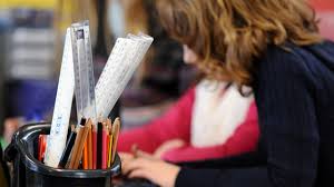 ACQUISITION OFEFFECTIVE WRITING SKILL–  ISSUES  AND CHALLENGESFOR THE SECOND  LANGUAGE LEARNER OF THE ENGLISH –  AN EXPLORA TIVE STUDY .