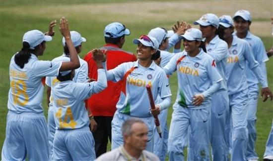 ANALYSIS OF ANTHROPOMETRIC VARIABLES AMONG INTER UNIVERSITY LEVEL WOMEN CRICKET PLAYERS