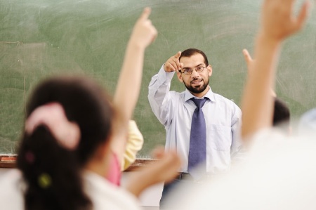 EMOTIONAL COMPETENCY AND SOCIAL COMPETENCY OF TECAHERS AT THE HIGHER EDUCTAION LEVEL