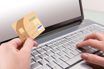 A STUDY ON CUSTOMER PREFERENCE TOWARDS INTERNET BANKING WITH REFERENCE TO COIMBATORE A STUDY ON CUSTOMER PREFERENCE TOWARDS INTERNET BANKING WITH REFERENCE TO COIMBATORE