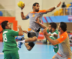 EFFECT OF PLYOMETRIC EXERCISES ON  HANDBALL PLAYERS