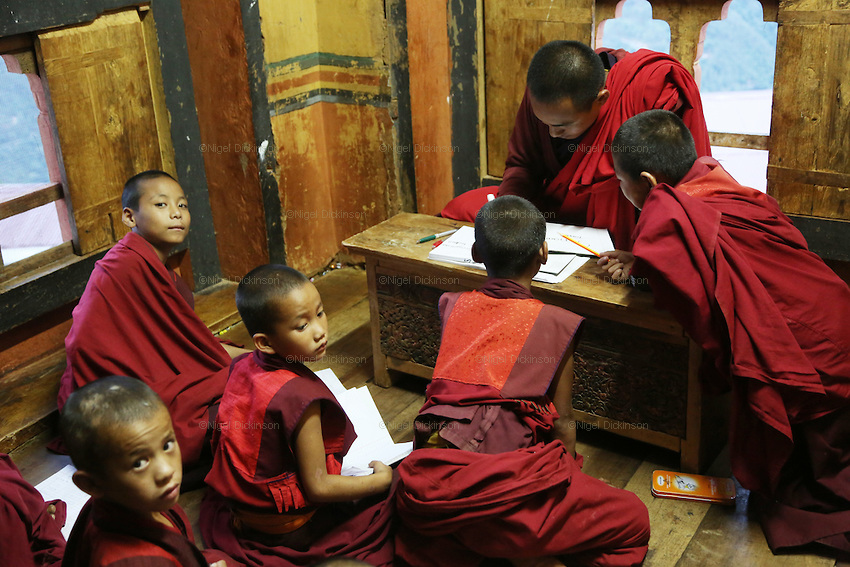 COMPARISON BETWEEN UPANISHADIC EDUCATION  AND BUDDHIST EDUCATION: A REVIEW 