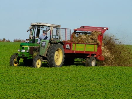 IMPACT OF NEW AGRICULTURAL TECHNOLOGY  IN ANDHRA PRADESH