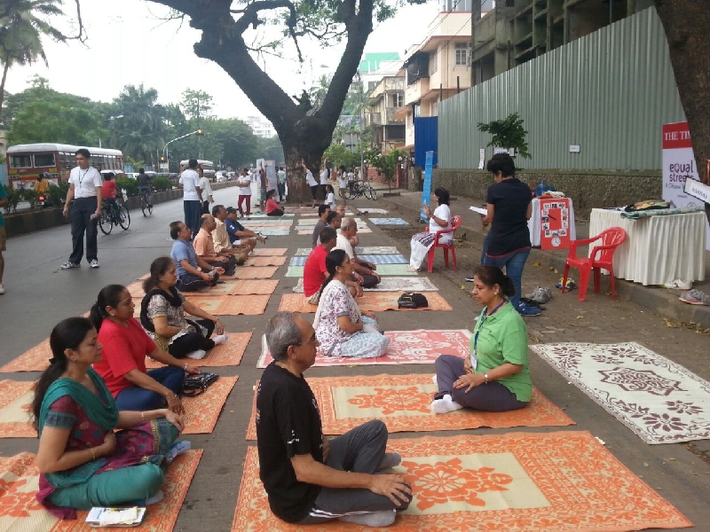EFFECT OF YOGA AND PRANAYAMA ON PEAK EXPIRATORY  FLOW RATE OF OLD AGE MEN