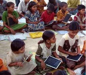 SOCIO-ECONOMIC AND EDUCATIONAL PROFILE OF  GIRL CHILD LABOURERS IN GULBARGA DISTRICT