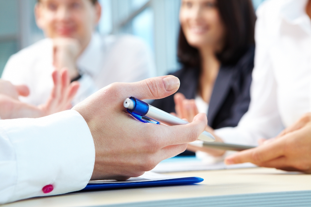 A STUDY ON CRM AS A TOOL FOR  GENERATING EMPLOYMENT OPTIONS