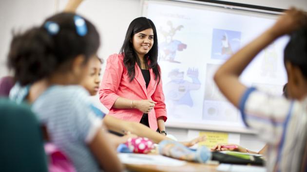 ENGLISH LANGUAGE TEACHING: PROBLEMS  AND SOLUTIONS