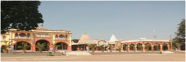 SRI SIDDARUDHA SWAMI MATHA IS A SPIRITUAL  LEGEND & LIGHT ‘HOUSE FOR TOLERANCE  OF ALL FAITHS.