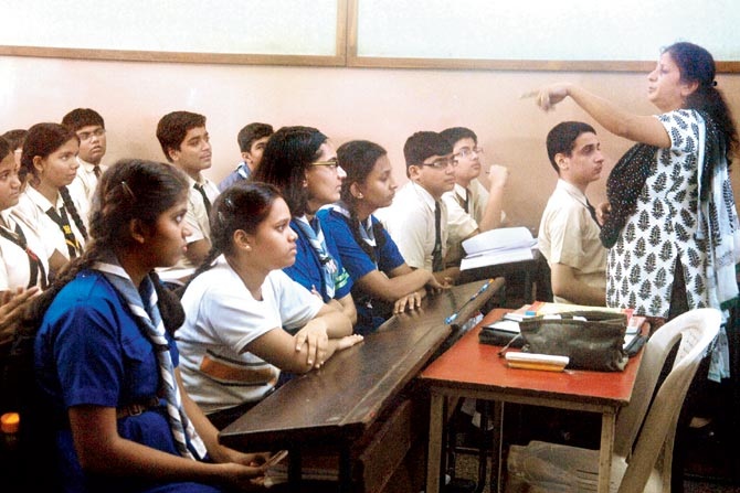   ATTITUDE TOWARDS ENGLISH LANGUAGE  OF IX STANDARD STUDENTS