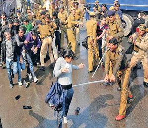 नागरी समाज आणि भारतीय लोकशाही
