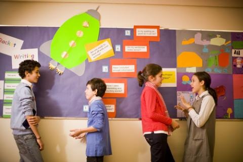 LINGUISTIC AND COMMUNICATION SKILLS IN  THE PEDAGOGY OF LEGAL, PARALEGAL AND OTHER  VOCATIONAL COURSES: DEVELOPING A NEED- BASED CURRICULUM