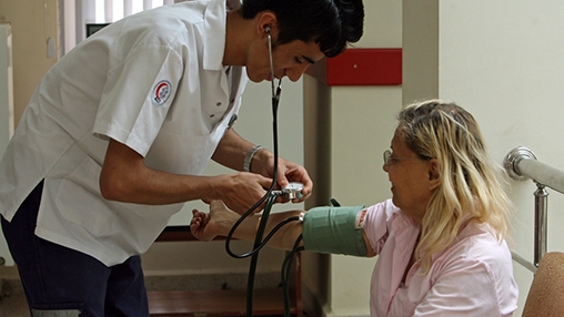 KEY-CHALLENGES IN HUMAN RESOURCE MANAGEMENT  OF INDIAN HEALTH CARE 