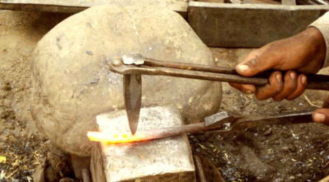 उत्तराखण्ड की लोहार जाति: एक विश्लेषणात्मक अध्ययन 