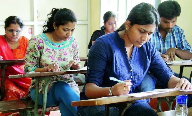 ACADEMIC PERFORMANCE OF STUDENTS AS AN INDICATOR OF  ORGANISATIONAL EFFECTIVENESS AT THE POST-GRADUATE LEVEL