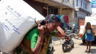 EXPLOITATION OF WOMEN WORKERS IN UNORGANIZED SECTOR-NEED HUMAN RIGHT PROTECTION