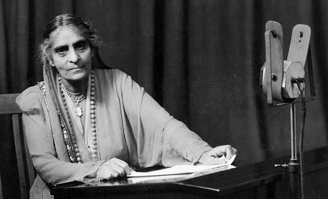 THE AUTOBIOGRAPHIES OF INDIAN DALIT WOMEN: A STUDY  WITH AN ECOFEMINIST PERSPECTIVE