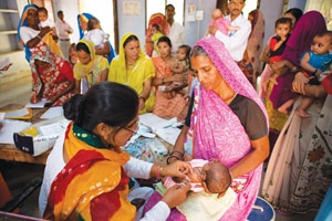 HEALTH CARE AND PHYSICAL INFRASTRUCTURE IN MAHARASHTRA HEALTH CARE AND PHYSICAL INFRASTRUCTURE IN MAHARASHTRA