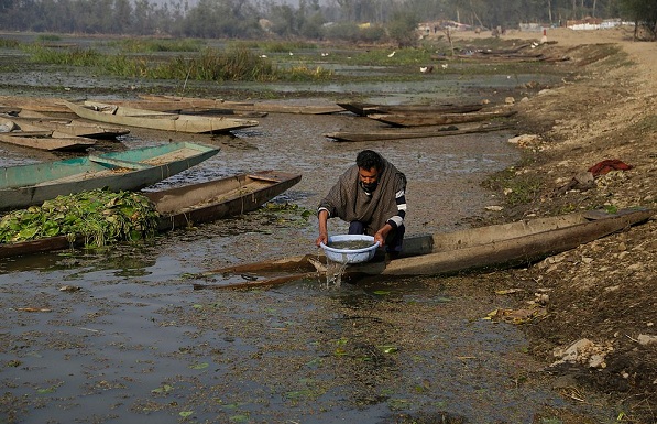 WATER MANAGEMENT IN ANCIENT KASHMIR, THE CONTRIBUTION OF SUYYA WATER MANAGEMENT IN ANCIENT KASHMIR, THE CONTRIBUTION OF SUYYA