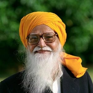SILENCE ELEVATES CONSCIOUSNESS -  A STUDY ON THE PRACTICE OF SILENCE  IN SKY YOGA AS ADVOCATED BY SRI YOGIRAJ VETHATHIRI MAHARISHI