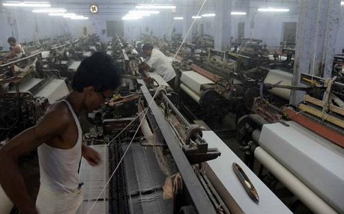 SOCIO –ECONOMIC PROBLEMS OF POWER  LOOM WORKERS IN ANDHRA PRADESH