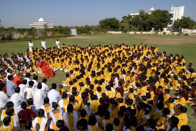 A COMPARATIVE STUDY ON ESSENTIAL QUALITIES,  ROLE AND RESPONSIBILITIES OF A TEACHER IN  ANCIENT EDUCATION SYSTEM.