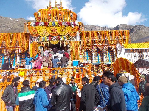 गढ़वाल में यात्रा-पथ और उनका विकास: एक ऐतिहासिक अध्ययन (औपनिवेशिक काल एवं उत्तर औपनिवेशिक काल के विशेष सन्दर्भ में)